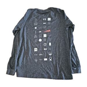 Altra Womens Long Sleeve T-Shirt Size Medium Gray